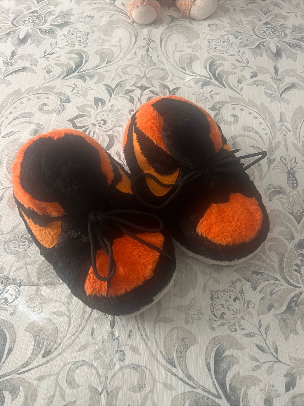 Cozy Kids Lace-Up Plush Slippers in Black & Orange